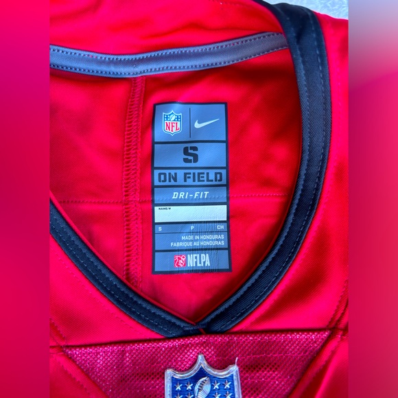 Tom Brady Tampa Bay Buccaneers Jersey - Picture 4 of 4